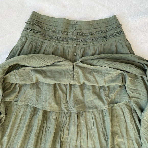 Aerie NWT Green Cotton Gauzy Tiered Skirt Smocked Waist Long Front Slit, size L - Picture 13 of 16